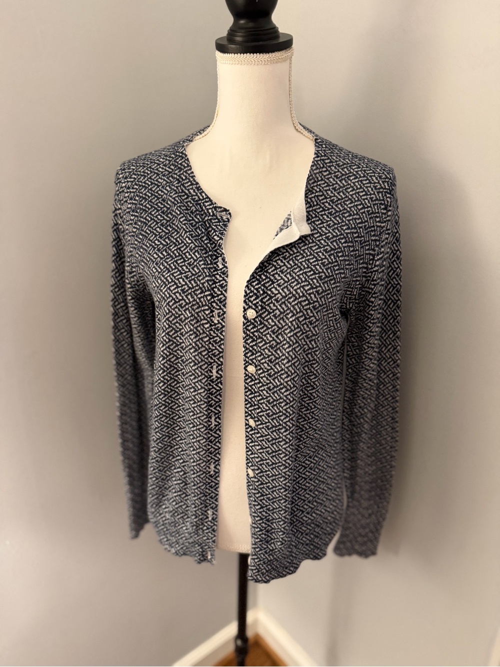 Ann Taylor LOFT Navy.white Long Sleeve Button Up Cotton Cardigan Medium